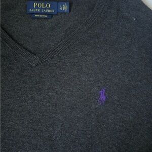 Men Polo by Ralph Lauren V-Neck Sweater with Purple Logo size Large